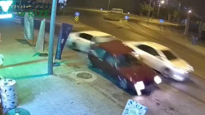 Polisten Kaçan Alkollü Sürücü, 4 Araçla Çarpışarak Rekor Ceza Aldı!
