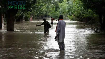 Hindistan'da muson yağmurları can kaybına yol açtı