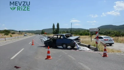 Kütahya'da Trafik Kazası: Bir Kişi Hayatını Kaybetti, Dört Kişi Yaralı!