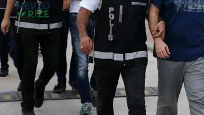 MİT görevlisi gibi davrandılar: 'Dosyadan çıkarma' vaadiyle 100 bin dolar aldılar