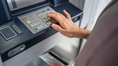 Bankalar Kredi Kartıyla Nakit Çekiminde Kısıtlama Uygulamak Üzere Uyardı!
