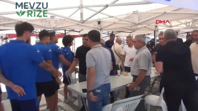Silivri Açıklarında Batan Gemideki 10 Kişi için Arama Kurtarma Faaliyetleri Sürüyor