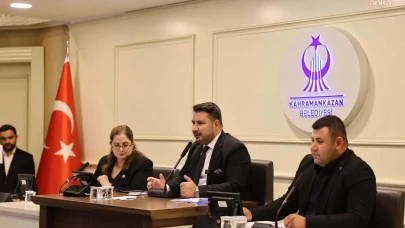 Kahramankazan Belediye Başkanı, "Yapılamayan projeleri hayata geçirmek için parti değiştirdi" dedi!