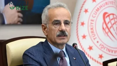 Bakan Uraloğlu, Elazığ'daki 'Hazardağlı Yeni Nesil Kavşağı'nı Tanıttı!