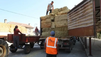 Aksu Belediyesi'nden yangınzedelere saman desteği : Yardımlar bölgeye ulaştırılıyor