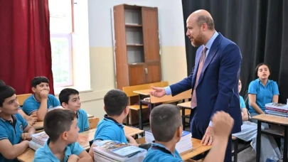 Bilal Erdoğan, Diyarbakır'da Yeni Eğitim Yılına Merhaba Dedi! Öğrenciler ve Öğretmenlerle Buluştu.