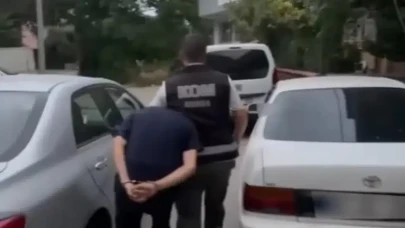 Bursa'da sosyal medyada suç örgütü övgüsü yapan şüphelilere operasyon: 14 gözaltı