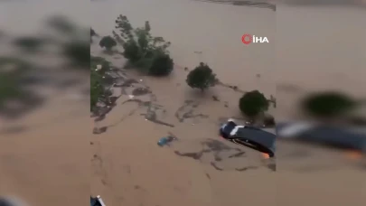 Doğu Çin'deki Tayfun Felaketi: Yüzlerce Araç Sel Sularında Kayboldu
