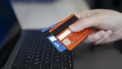 Cüzdanlardaki büyük rekor: Türkiye, kart sayısında Avrupa'nın en büyük pazarı oldu