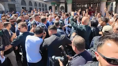 Dışişleri Bakanı Hakan Fidan, Diyarbakır'da Ulu Cami Programına Katıldı!