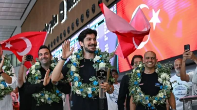 Dünya şampiyonu Ali Türkkan yurda döndü