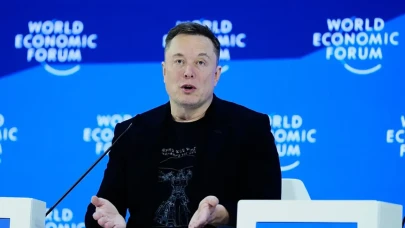 Elon Musk'tan hayatını anlatan belgesele zehir zemberek tepki: 'Köpek pisliği bile daha fazla saygıyı hak ediyor'