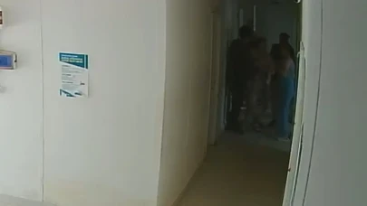 Hatay'da nefes kesen kurtarış: Boğazına kraker kaçan kadını mesai arkadaşı hayata döndürdü