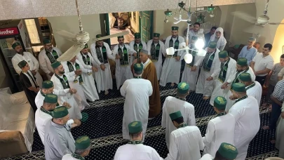 Kerkük’teki Tarihi Muhammed Necib Camisi'nde 150 Yıllık Gelenek Devam Ediyor