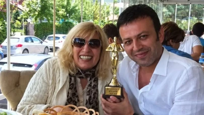 Serhat Kılıç, "en büyük aşkım" dediği kişinin yanına defnedilerek son yolculuğuna uğurlandı.