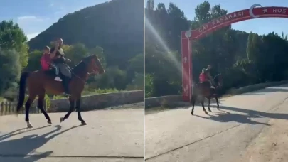 Birinci sınıfa başlayan yeğenini okula atla götürdü, o anları böyle kayda aldı
