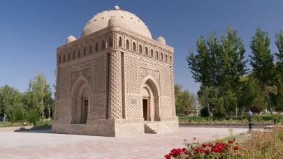 Orta Asya’nın ilk türbesi
