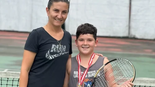 Hopa'da Tenis Turnuvası: Sporun Birleştirici Gücü ve Gençlerin İlgisi Artıyor