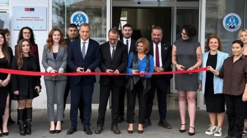 Çocuk Hakları Merkezi Açılışı: Avukatlar Bilinçleniyor ve Kapasiteleri Artıyor