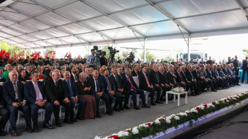 Rize'de Erdoğan'dan 38 projenin açılışı, 3 milyar liralık yatırımla hizmet seferberliği sürüyor