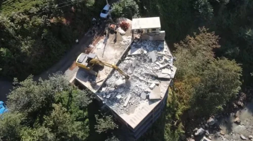 Fırtına Vadisi'nde Taşkın Riski Altındaki Kaçak Yapılar Kaldırılmaya Devam Ediyor
