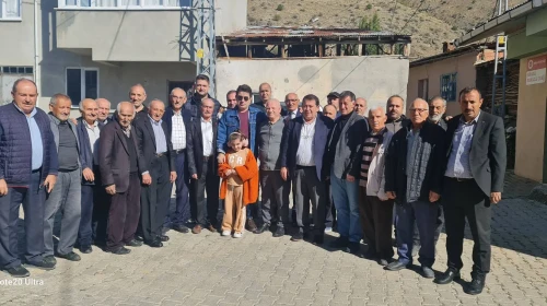 Başkan Coşkun, Kirazlı Mahallesi'nde kahvaltıda vatandaşlarla buluştu