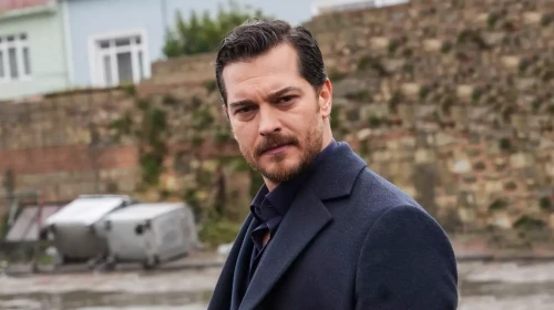 Çağatay Ulusoy'un Eşref Rüya Dizisinden Ayrılması İddiaları Ortaya Çıktı: Gerçeklerin Peşindeyiz!