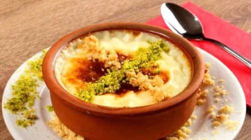 Üzeri kızarmış fırında sütlaç tarifi nasıl yapılır? Hamsiköy sütlacı nasıl yapılır?