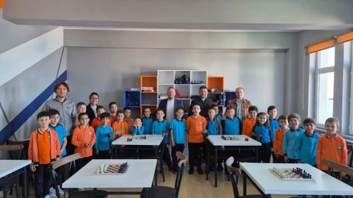 İyidere'de İlkokullar Arası Satranç Turnuvası coşkulu bir şekilde tamamlandı