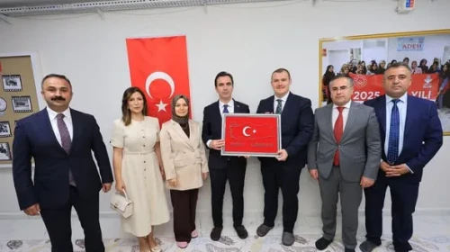 Mutki Aile Destek Merkezi’nde Kursiyerlerle Buluşma