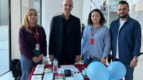 Trabzon'da Dünya Diyabet Günü'nde Kan Şekeri Ölçüm Standı Kuruldu