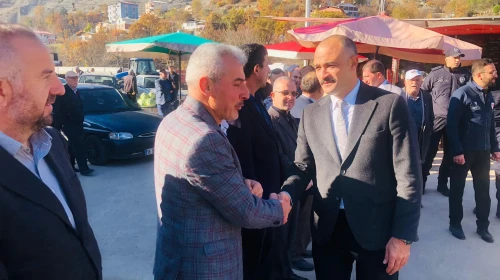 Ardanuç'ta Gazze için düzenlenen kermese yoğun ilgi gösterildi