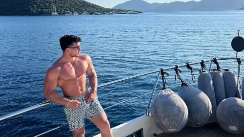 Kısmetse Olur'un Yeni Yüzü Fatih Eski: Kimdir, Sosyal Medya Hesapları Neler?