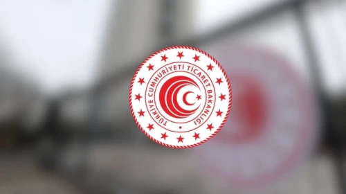 Ticaret Bakanlığı'ndan kafe ve restoranlara yeni düzenleme: Bahşiş gönüllü, servis ücreti yasak