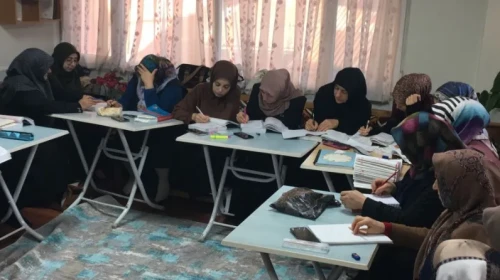 Artvin Müftülüğü'nden Personel Eğitimi: 'Mum Dibini Işıtır' Projesi Devam Ediyor