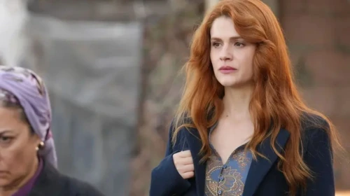 Burcu Cavrar Kimdir? ‘Siyah Beyaz Aşk’ın Hülya’sından ‘Taşacak Bu Deniz’in Gizemli Hicran’ına: Oyunculuk Yolculuğu ve Memleketi Merak Konusu