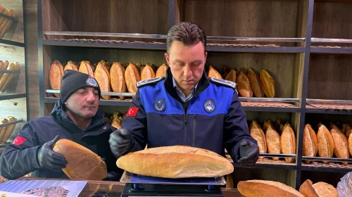 Bayburt'ta fırınlara hijyen ve gramaj denetimi yapıldı, halk sağlığı gözetiliyor