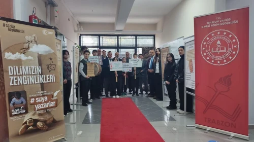 Dünya Türk Dili Ailesi Günü Akçaabat’ta coşkuyla kutlandı, dil bilinci vurgulandı