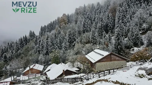Ayder Yaylası beyaza büründü, ziyaretçilere kartpostallık manzara sunuyor! Dikkatli olun!