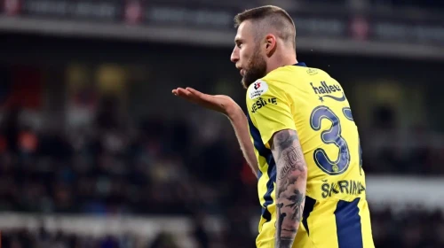 Fenerbahçe'nin Derbi Sonrası Transfer Stratejisi Gözden Geçirildi: Önemli Kararlar Alınacak