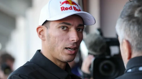 MotoGP Dünyasında Türk Zaferi İçin Geri Sayım: Toprak Razgatlıoğlu'nun Büyülü Anı!