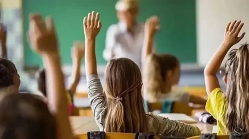 15 Tatil Tarihleri Açıklandı: Karne Günüyle Birlikte Başlıyor!