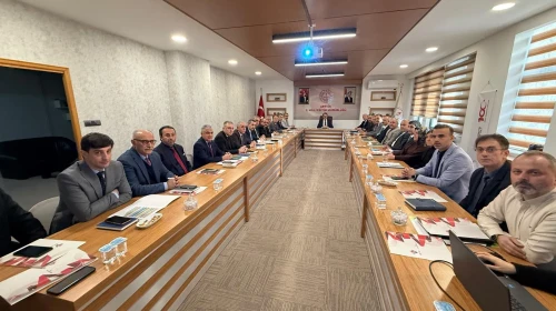Artvin'de Eğitim Değerlendirme Toplantısında 2025-2026 Planları Görüşüldü