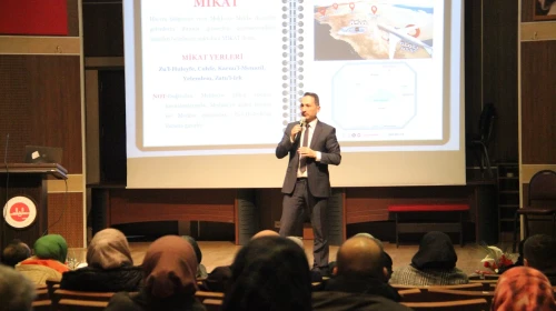 Erzurum'da Umre Yolculuğu için Bilgilendirme Semineri Gerçekleşti