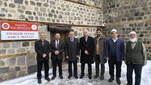 Erzurum'da Hafızlık Eğitimi İncelendi, Gençlerle Sohbet Yapıldı