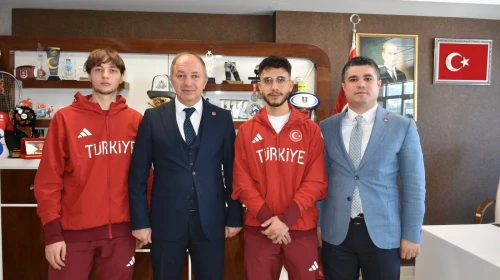 Olimpik Short Track Milli Takımı Erzurum'da, başarı dilekleri ve destek sözü aldı