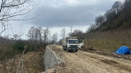 Trabzon'da Bozuk Yollar Tarih Oluyor, Büyükşehir Çalışmalara Devam Ediyor