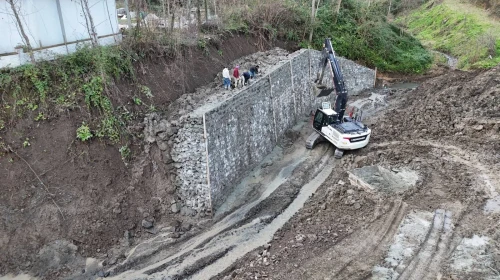 Sürmene'de Taşkın Kontrol İnşaatı ile Su Baskınlarına Karşı Önlem Alınıyor