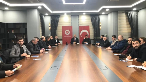 Rize'de Baba Okulu' Seminerleri ile Bilinçli Babalık Destekleniyor