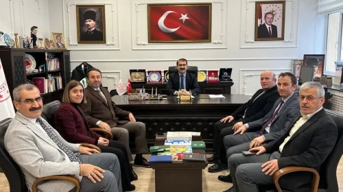 Artvin'de Eğitim Yönetimi İçin Haftalık Değerlendirme Toplantısı Yapıldı